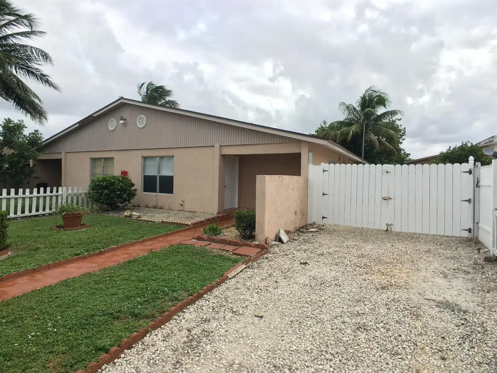 2 bedroom 2 bath Residential Lease for rent at 5852 Albert Road, West Palm Beach FL 33415