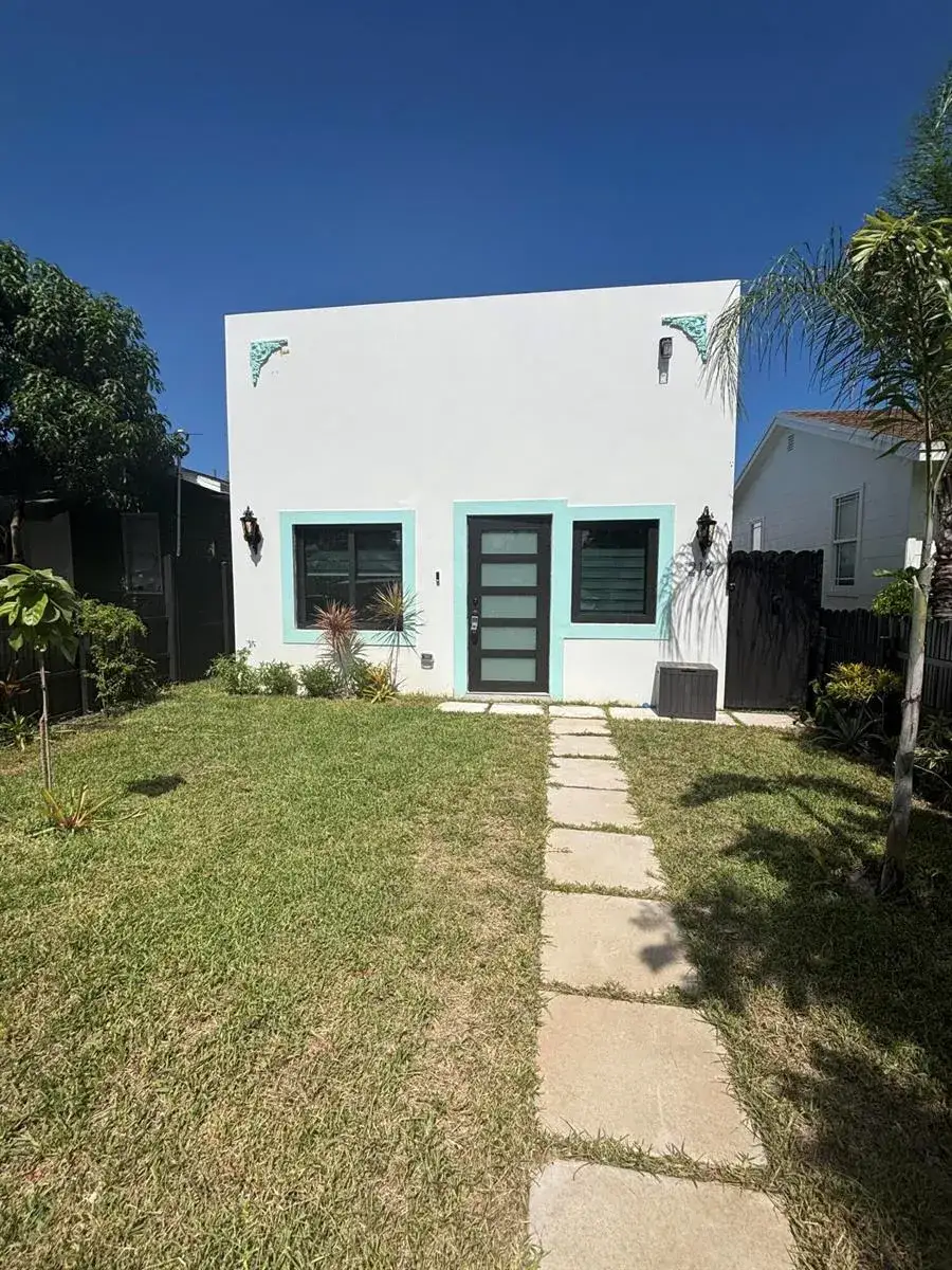 1 bath Residential Lease for rent at 216 S C Street, FL 33460