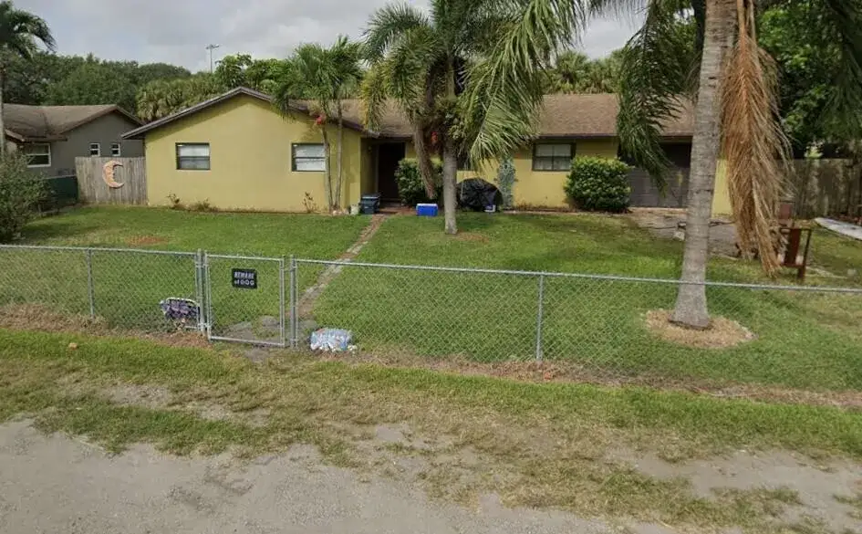 3 bedroom 2 bath Residential for sale at 6663 Rigger Road, Lake Worth FL 33462