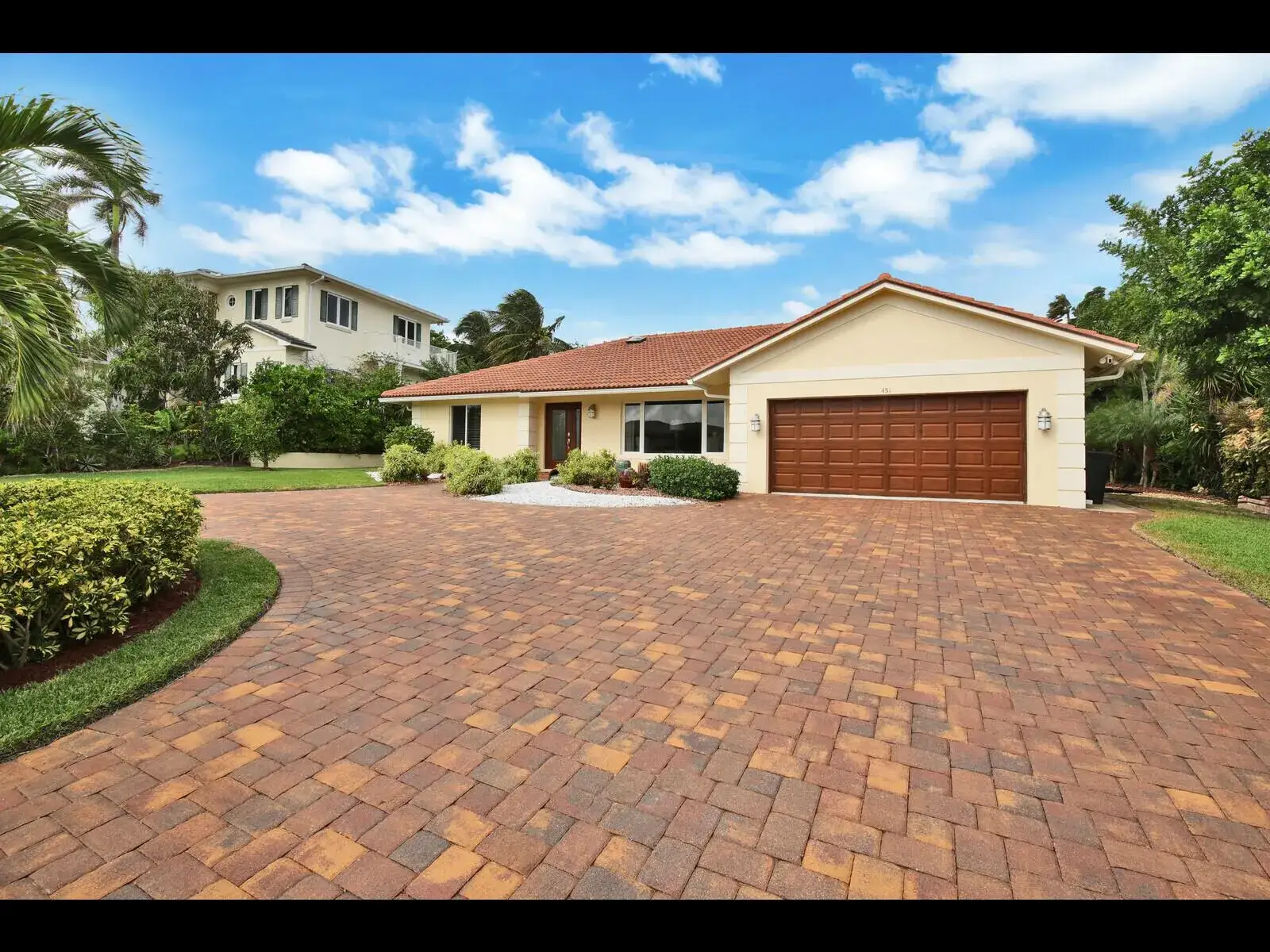 3 bedroom 3 bath Residential Lease for rent at 451 N LYRA Circle, Juno Beach FL 33408