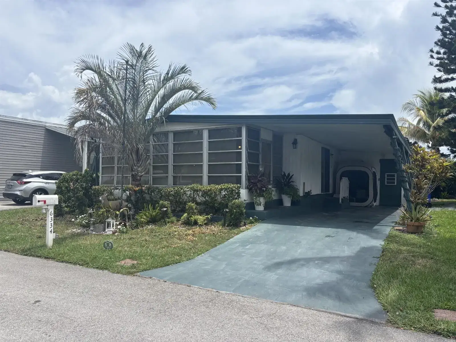 3 bedroom 2 bath Residential for sale at 6334 NW 29th Place, Margate FL 33063