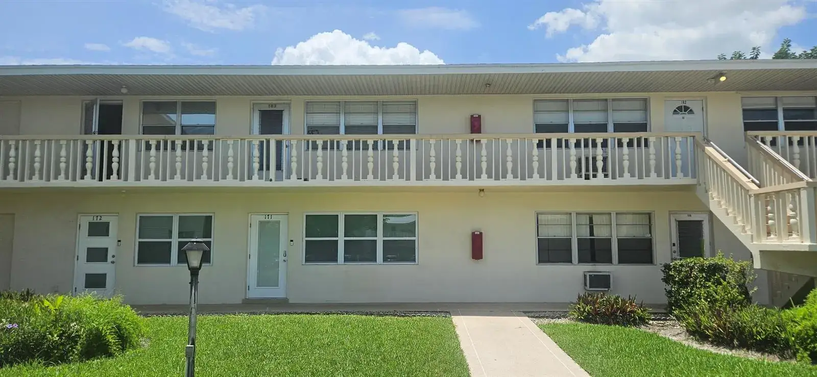 2 bedroom 1 bath Residential Lease for rent at 184 WALTHAM H, West Palm Beach FL 33417