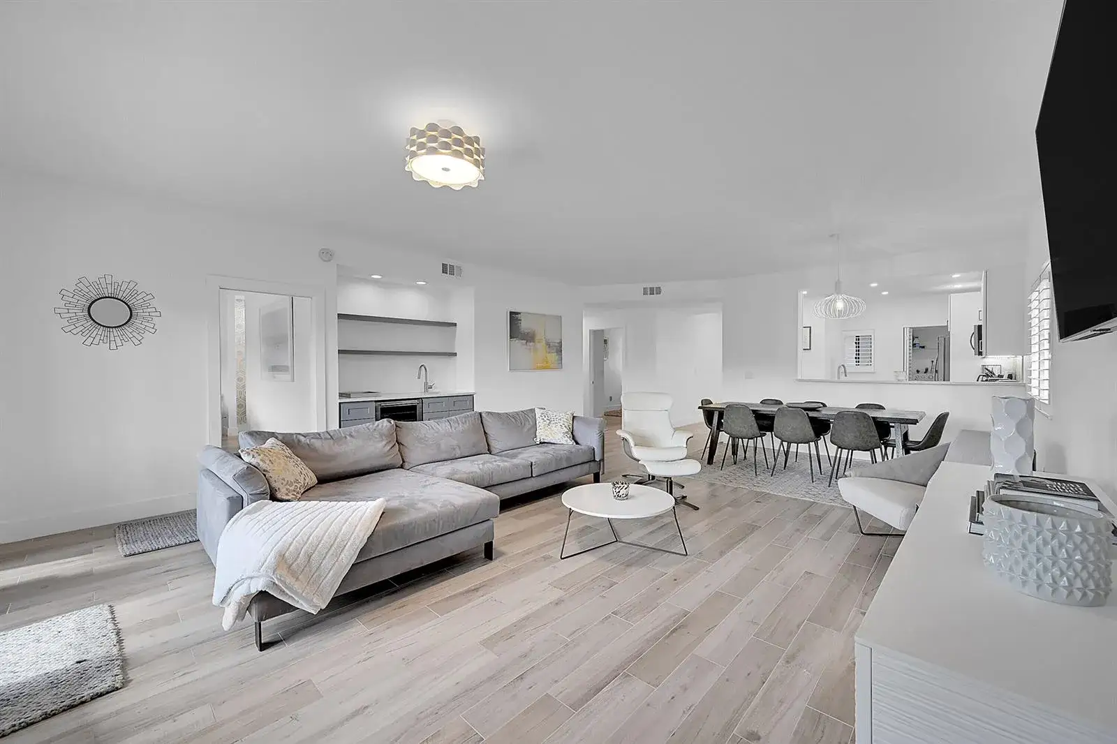 3 bedroom 2 bath Residential Lease for rent at 210 Captains Walk # 701, Delray Beach FL 33483
