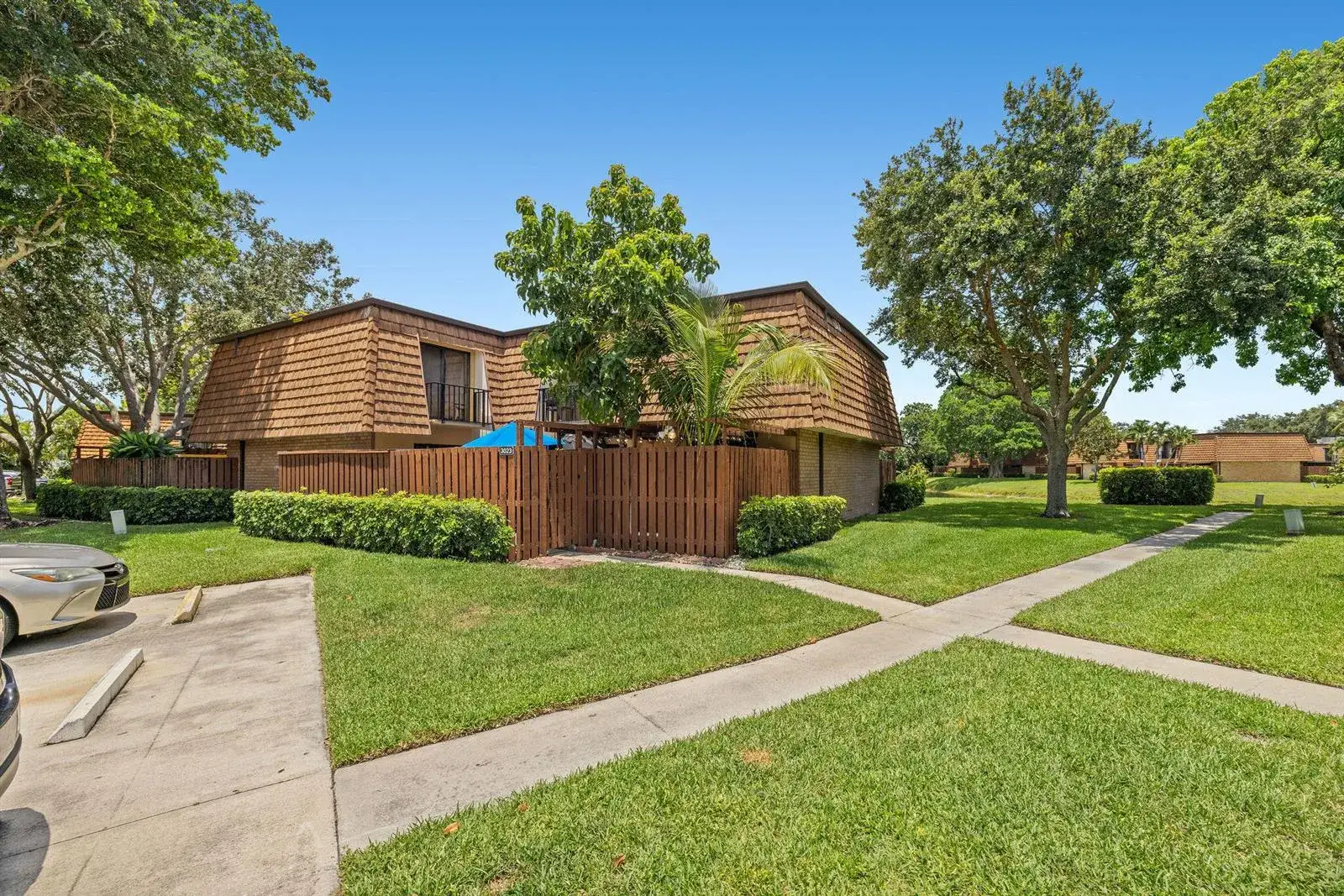 3 bedroom 3 bath Residential for sale at 3024 30th Lane LOT 147, FL 33463