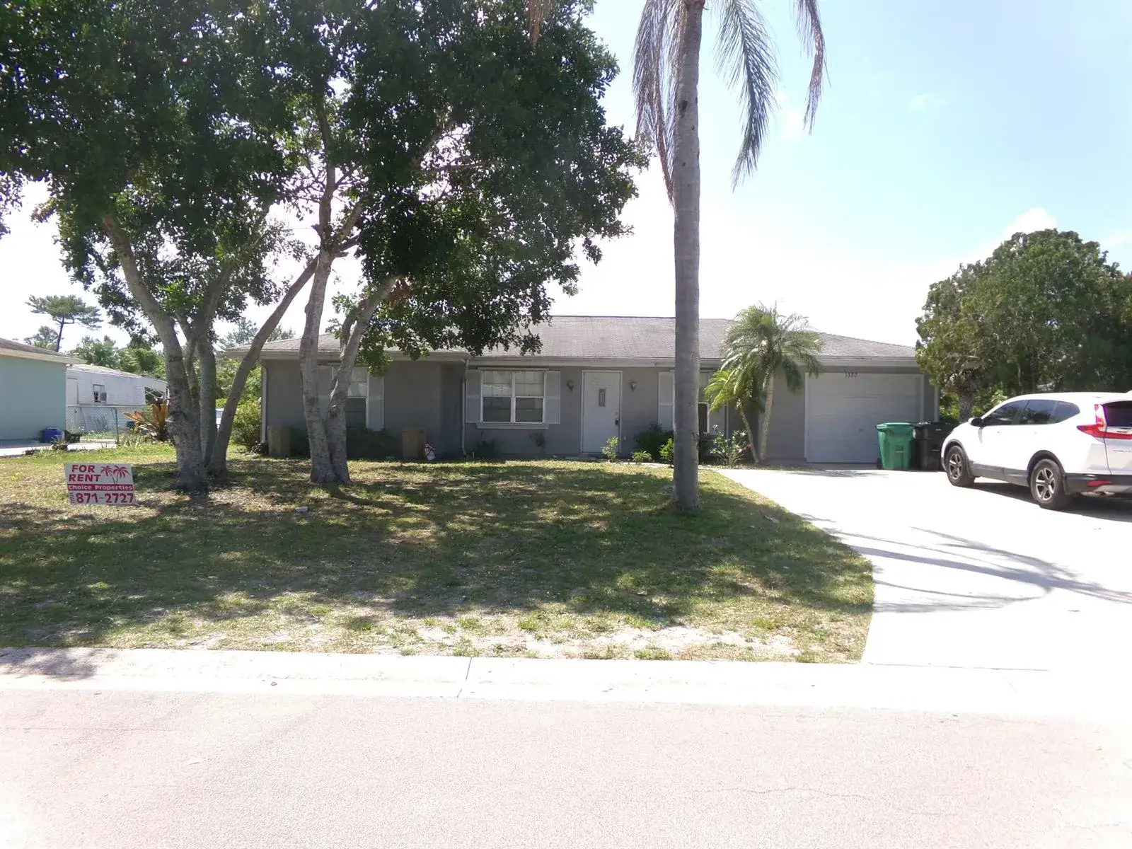 4 bedroom 2 bath Residential Lease for rent at 1380 SE Buckingham Terrace, FL 34952
