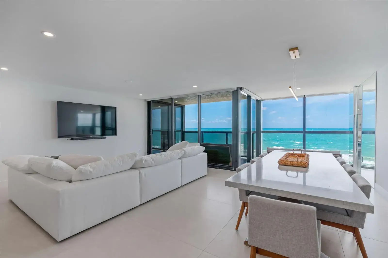 2 bedroom 2 bath Residential Lease for rent at 10410 S Ocean Drive # 906, Jensen Beach FL 34957