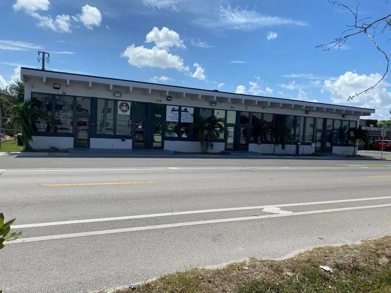 Commercial Sale for sale at 1000 S 56th Avenue, Hollywood FL 33023