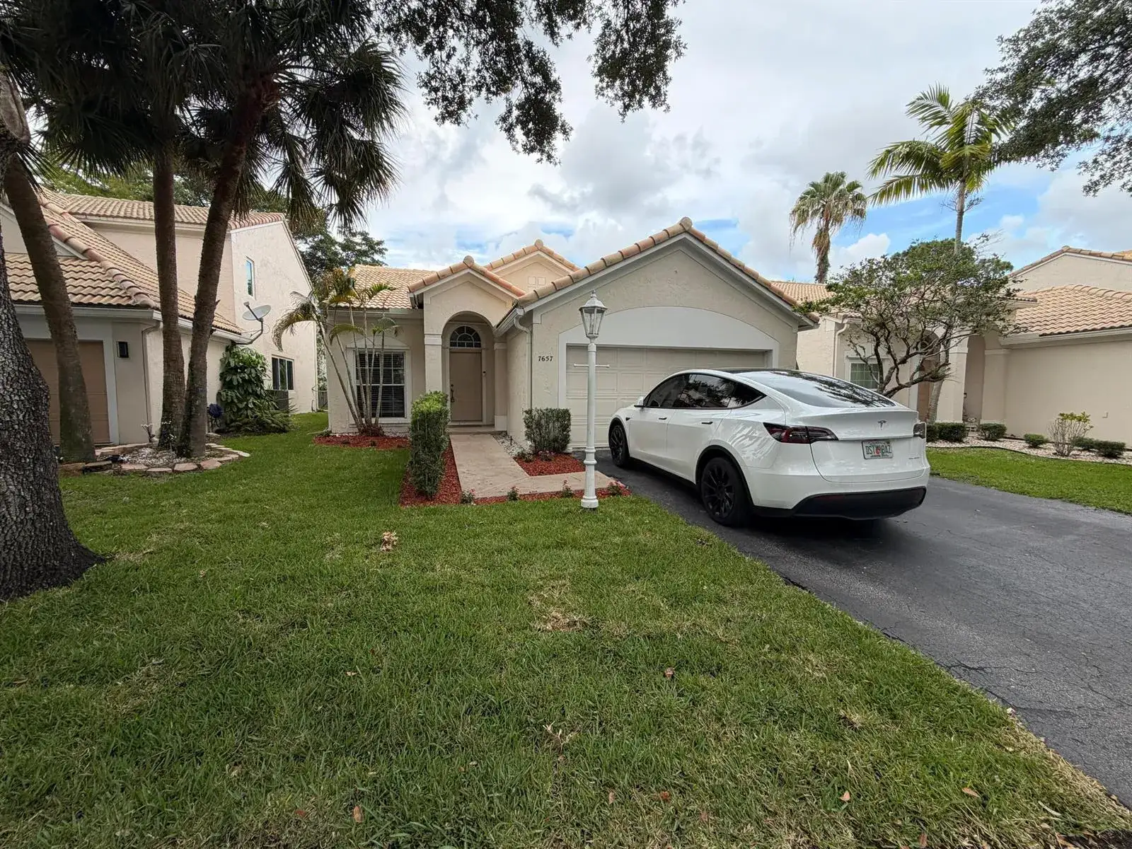 3 bedroom 2 bath Residential for sale at 7657 Sanctuary Drive, Coral Springs FL 33065
