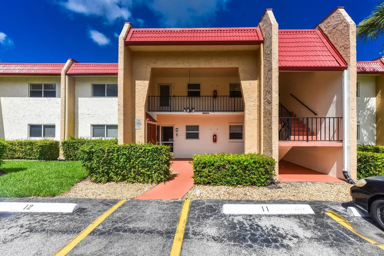 2 bedroom 2 bath Residential Lease for rent at 166 Lake Carol Drive, West Palm Beach FL 33411