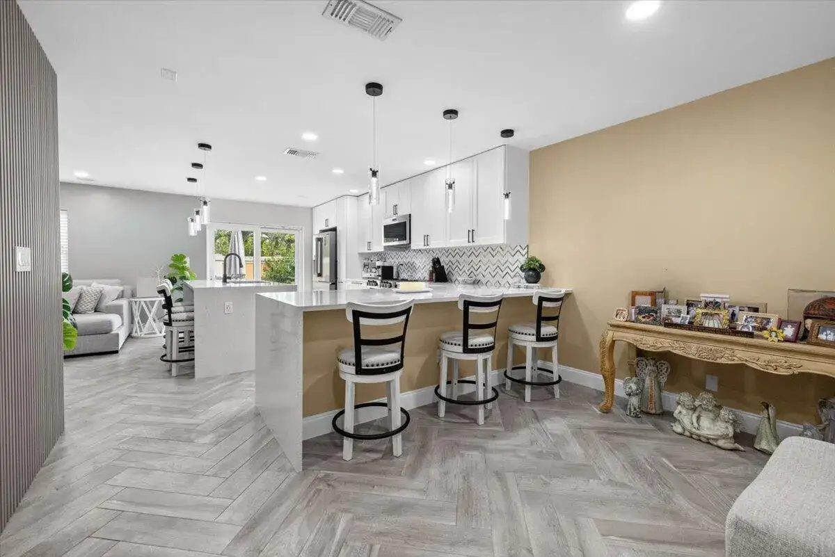 3 bedroom 2 bath Residential for sale at 3367 COMMODORE Court, West Palm Beach FL 33411