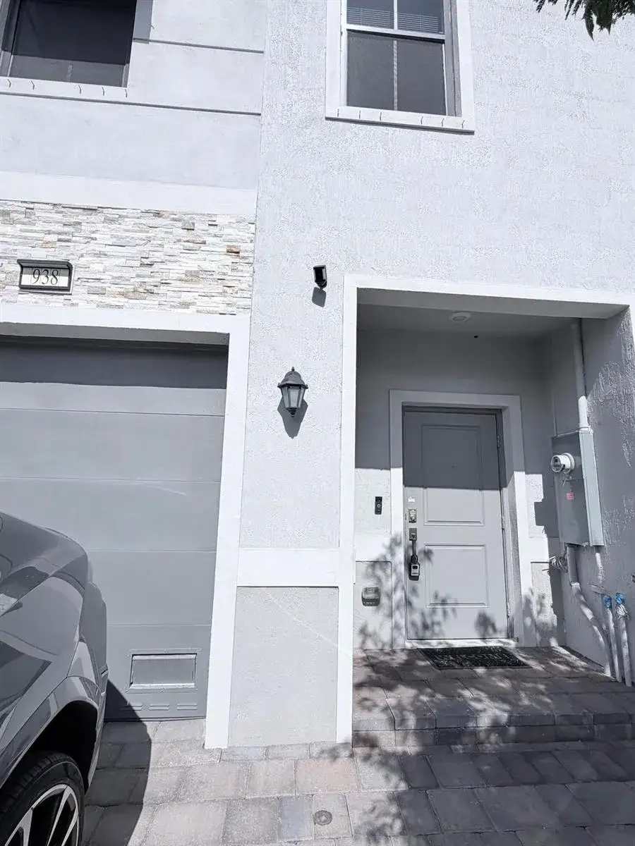 3 bedroom 2 bath Residential Lease for rent at 938 NW 3RD Terrace, Pompano Beach FL 33060