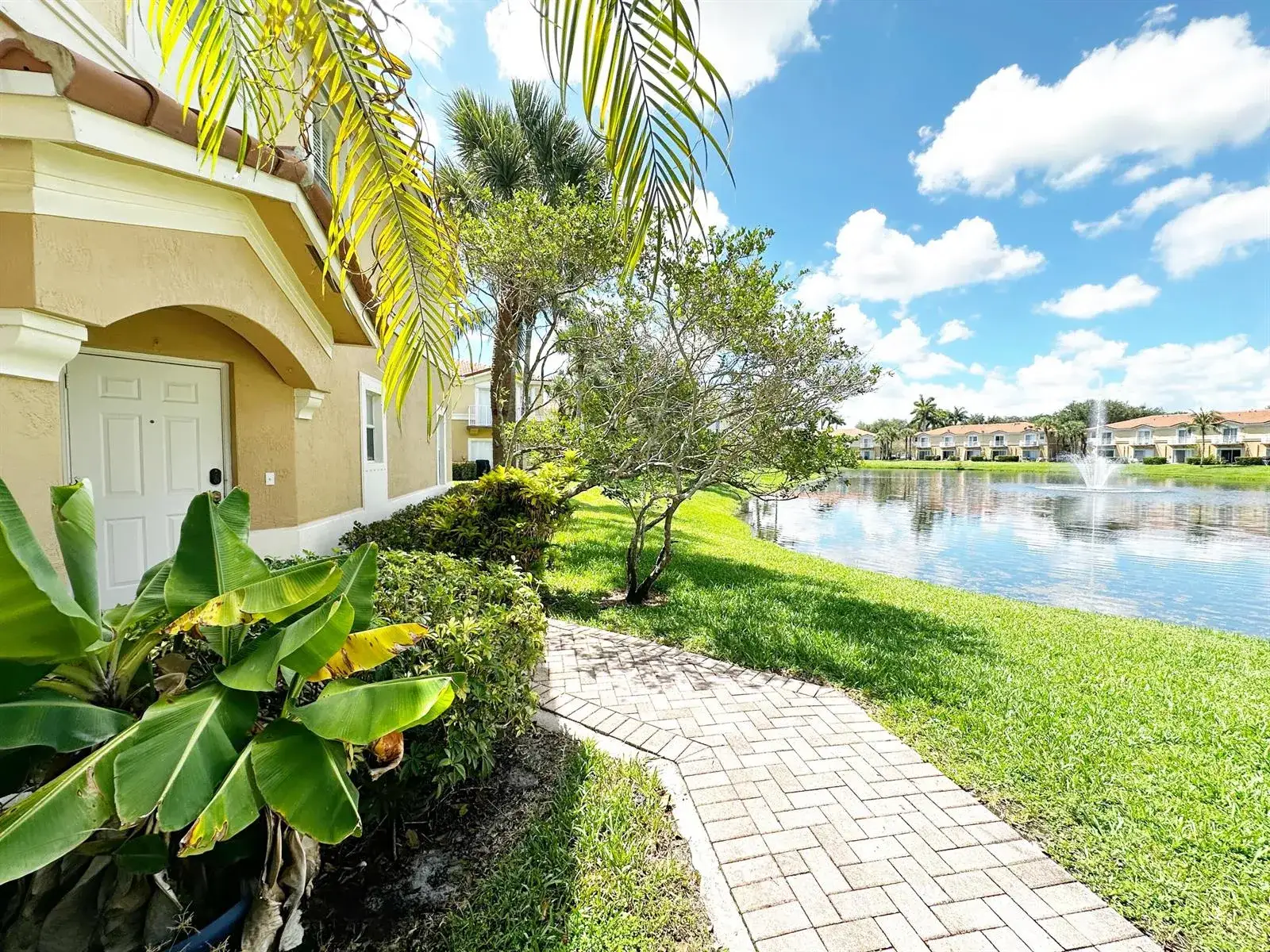 3 bedroom 2 bath Residential Lease for rent at 3035 SW 129TH Way # 143, Miramar FL 33027