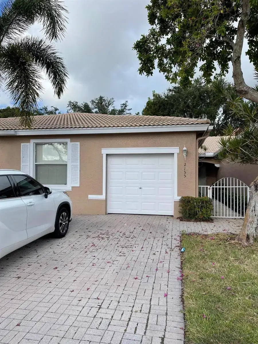 3 bedroom 2 bath Residential for sale at 2551 Man Of War, West Palm Beach FL 33411