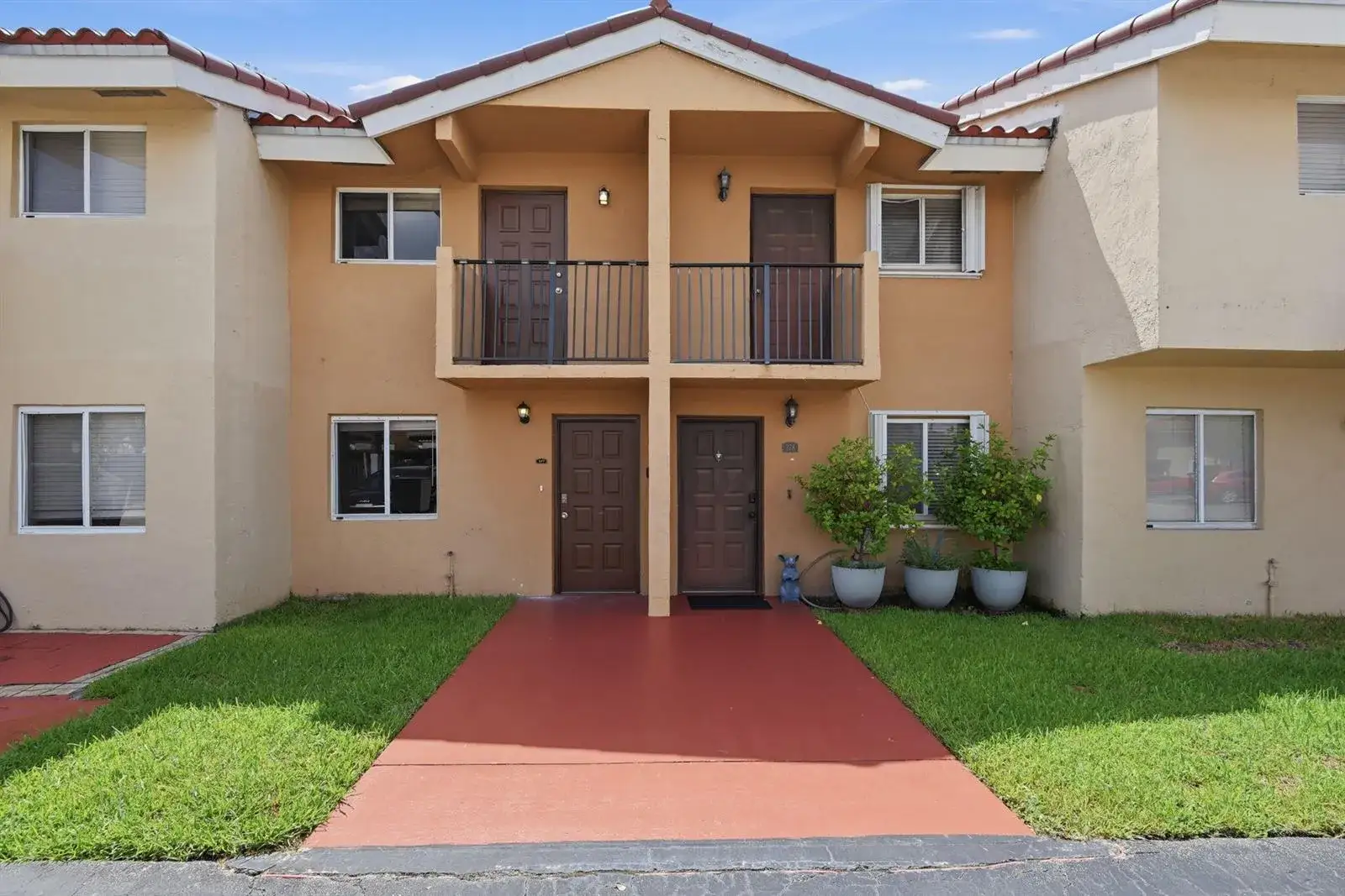 2 bedroom 1 bath Residential for sale at 541 NW 82nd # 377, Miami FL 33126