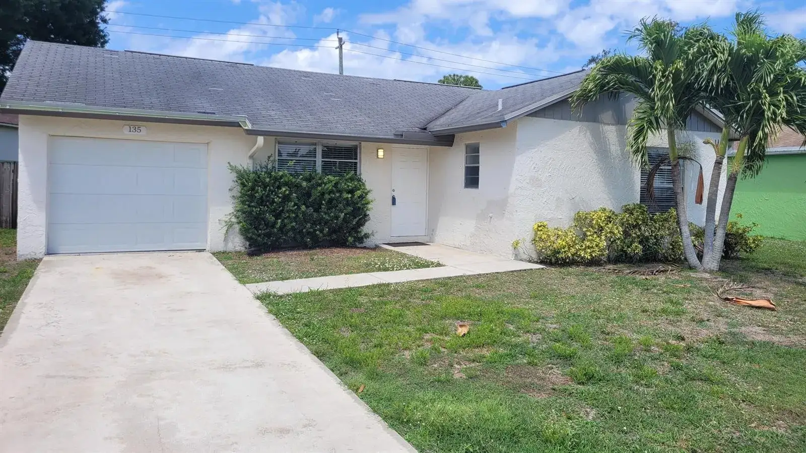 135 Village Circle, Jupiter FL 33458