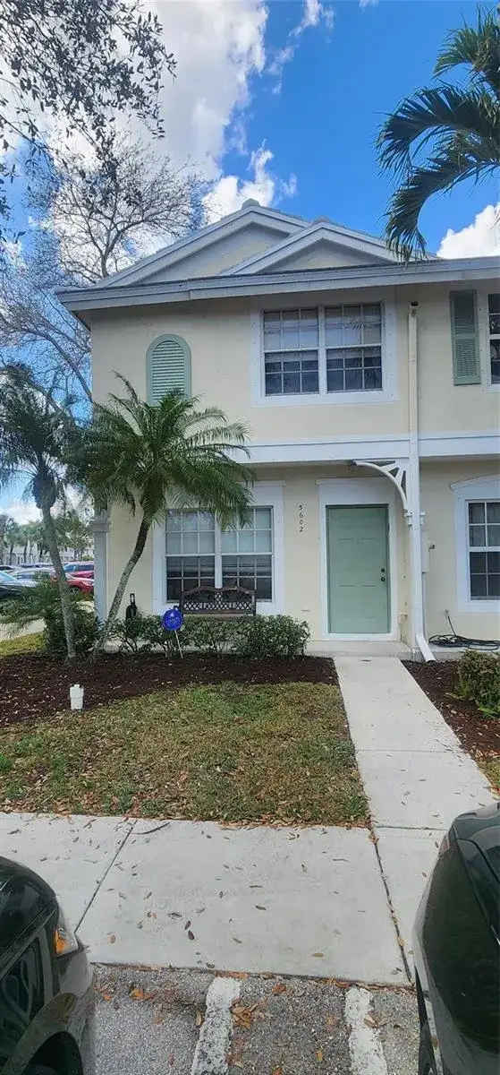 3 bedroom 2 bath Residential Lease for rent at 5602 NW 99TH Way # 5602, Coral Springs FL 33076