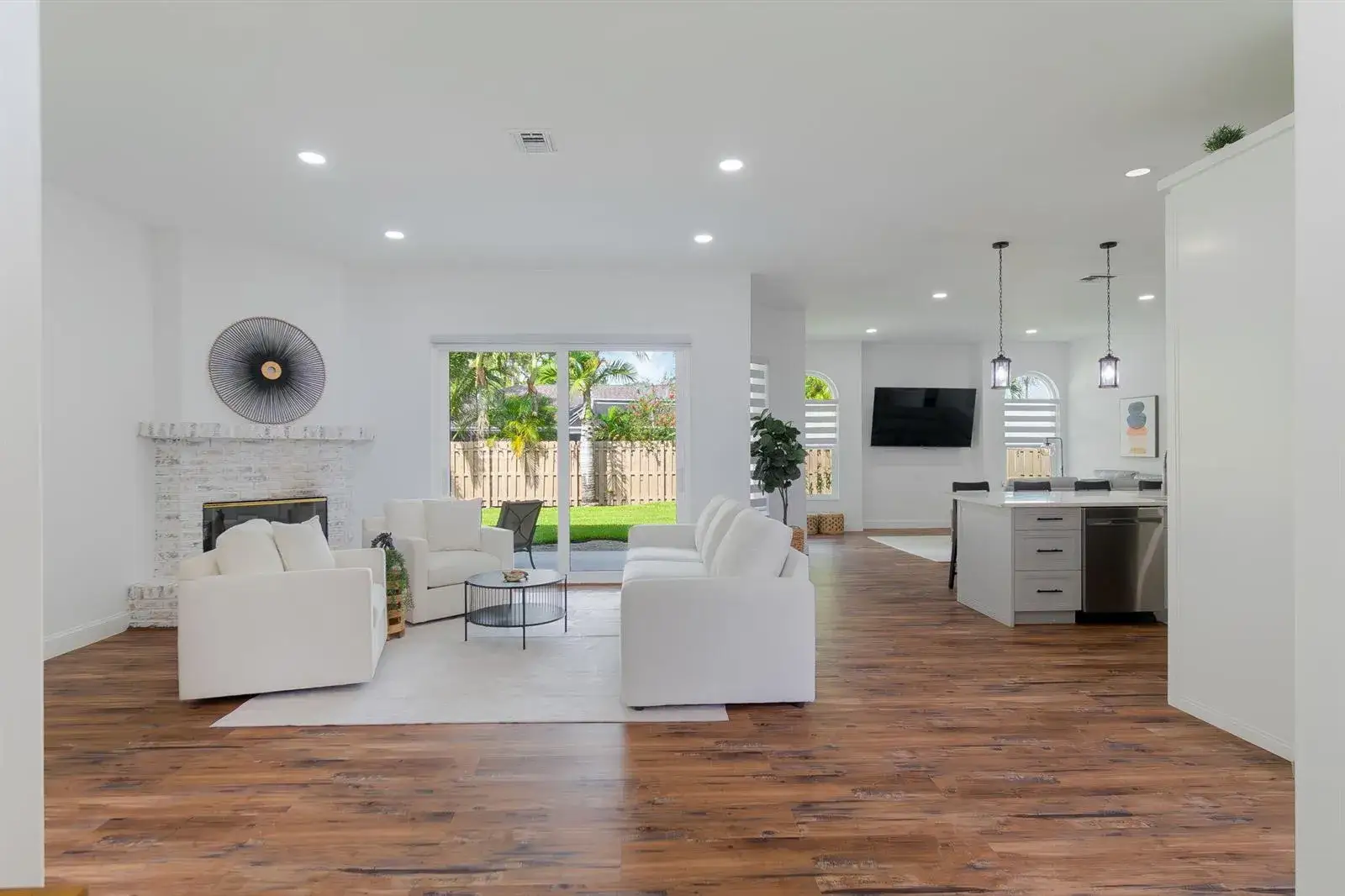 3 bedroom 2 bath Residential Lease for rent at 13590 Jonquil Place, Wellington FL 33414