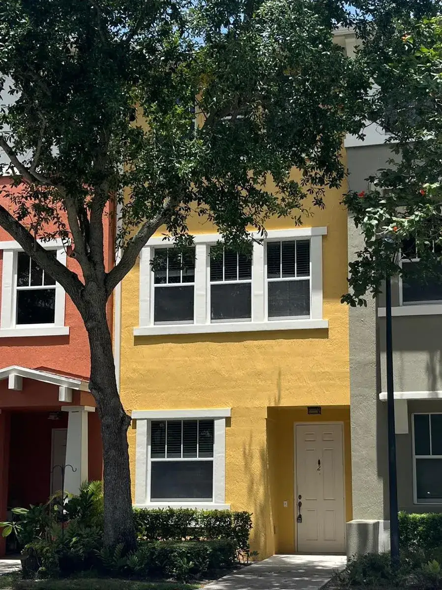 767 MILLBRAE Court # 2, West Palm Beach FL 33401