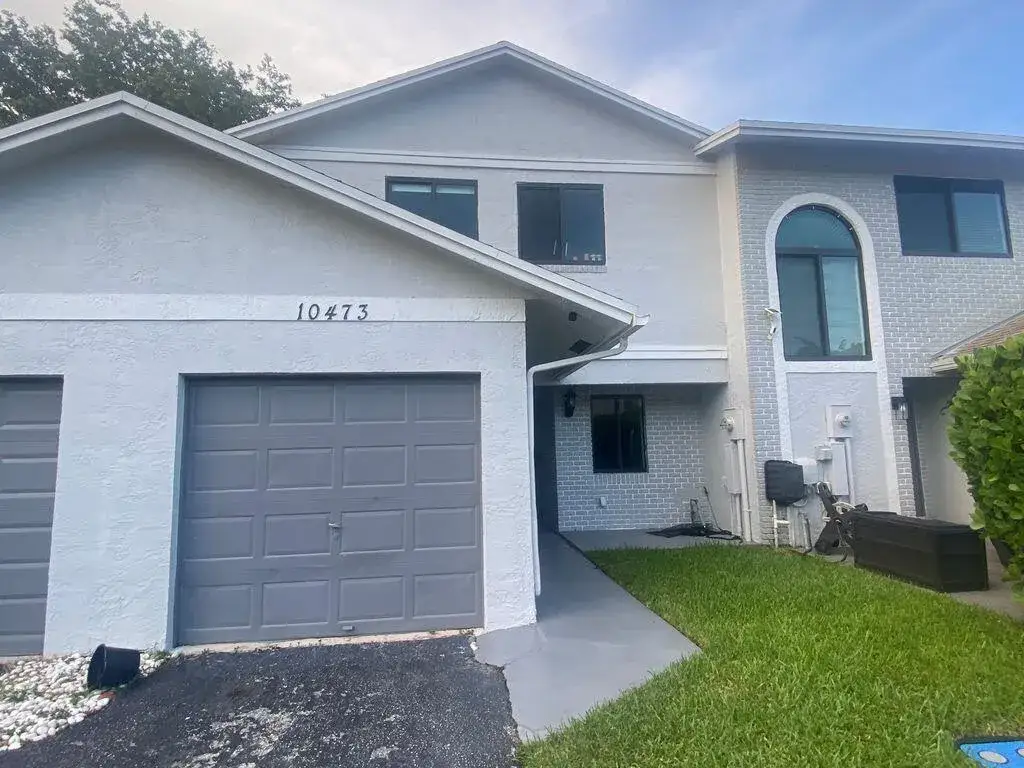 3 bedroom 2 bath Residential Lease for rent at 10473 NW 3RD Street, Pembroke Pines FL 33026