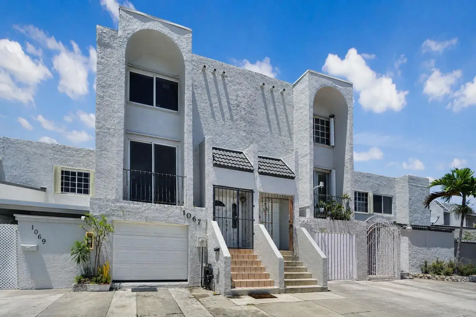 4 bedroom 3 bath Residential for sale at 1067 W 43rd Place # 68, Hialeah FL 33012