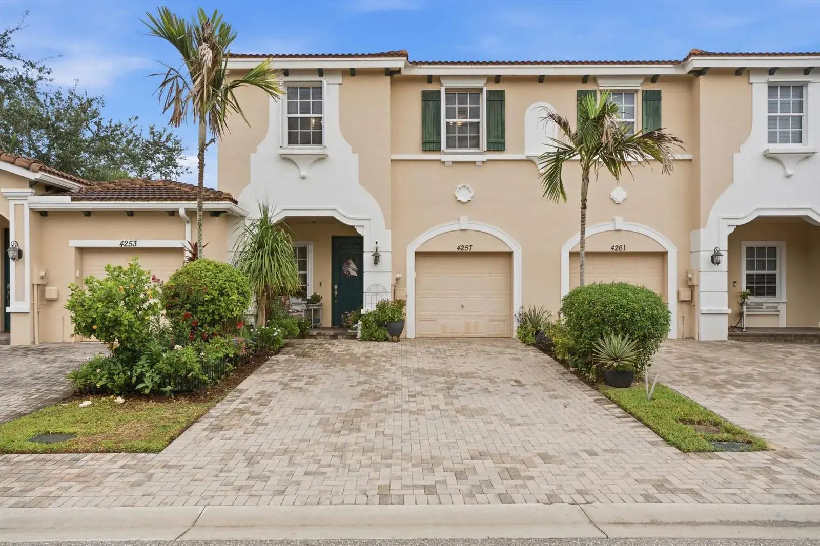 3 bedroom 2 bath Residential for sale at 4257 SW PINE COVE Court, Stuart FL 34997