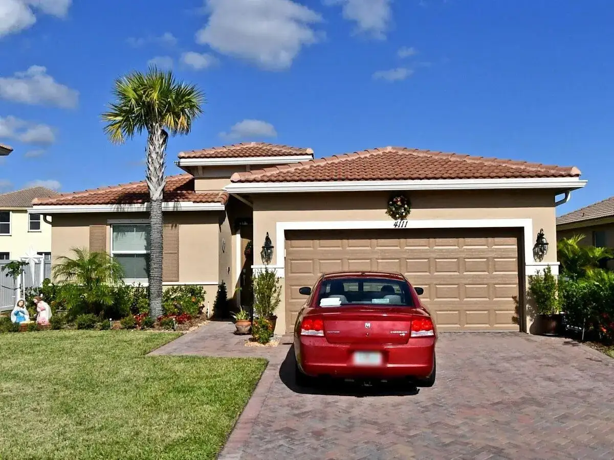 3 bedroom 2 bath Residential for sale at 4111 Worlington Terrace, Fort Pierce FL 34947