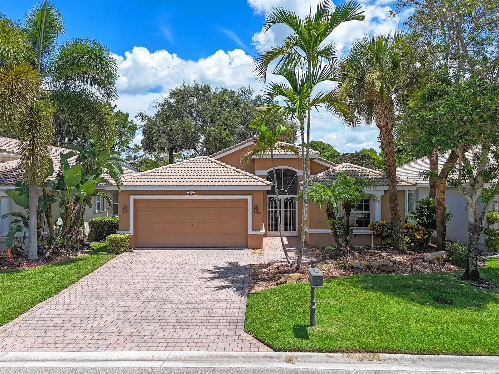 3 bedroom 2 bath Residential for sale at 6274 VIA PRIMO Street, Lake Worth FL 33467