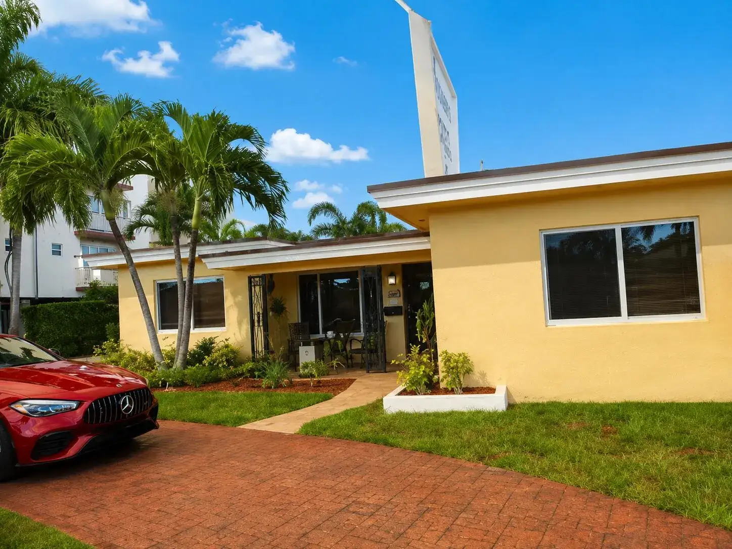 6 bedroom 6 bath Residential for sale at 1743 RODMAN Street, Hollywood FL 33020
