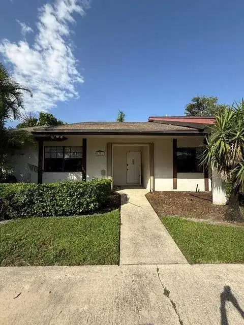 3 bedroom 2 bath Residential Lease for rent at 1552 MONTAUK Drive, Wellington FL 33414