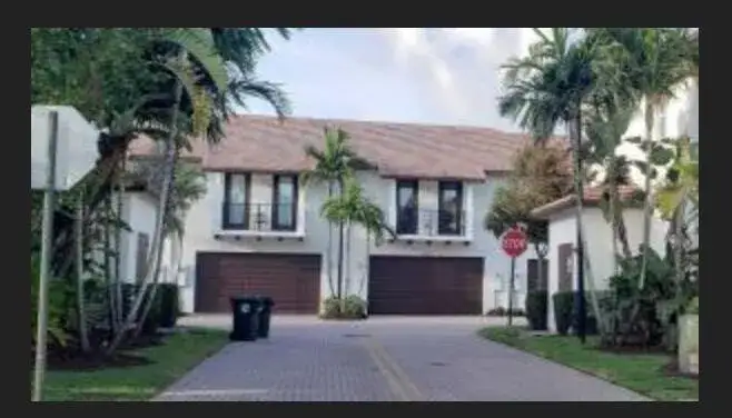 3 bedroom 2 bath Residential Lease for rent at 4778 MONARCH Way, Coconut Creek FL 33073