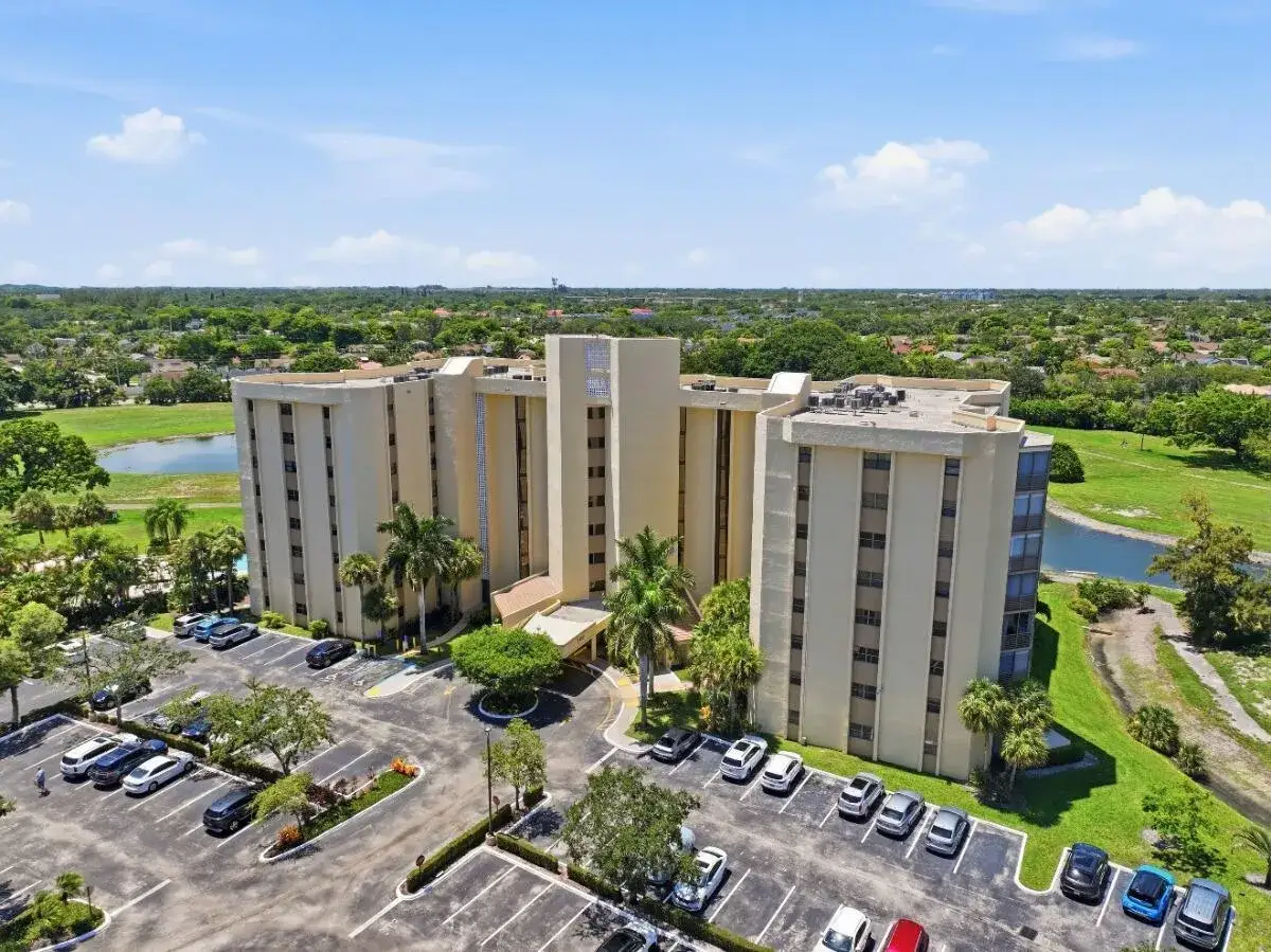 2 bedroom 2 bath Residential for sale at 7400 Radice Court # 202, Lauderhill FL 33319