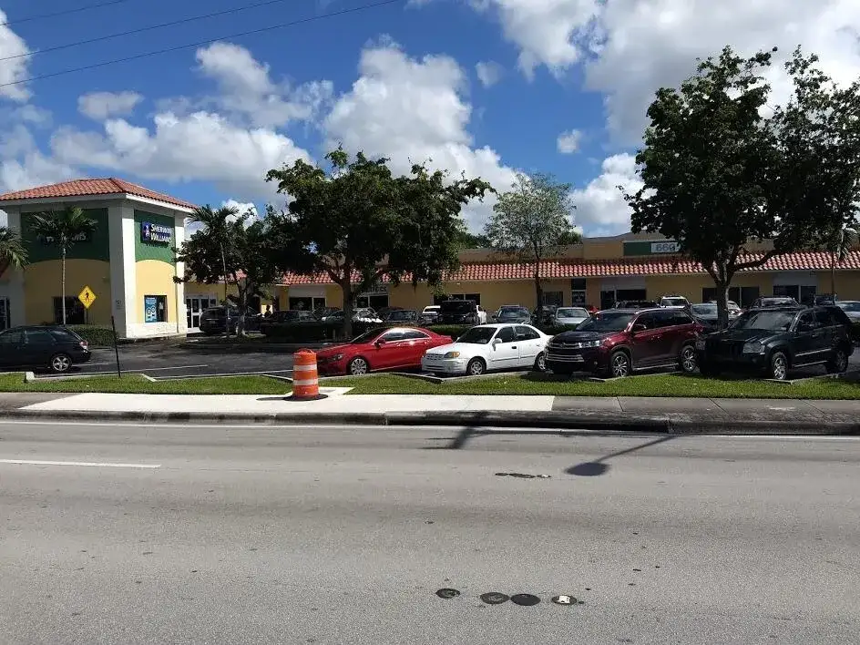 Commercial Sale for sale at 660 N State Rd 7, Plantation FL 33317