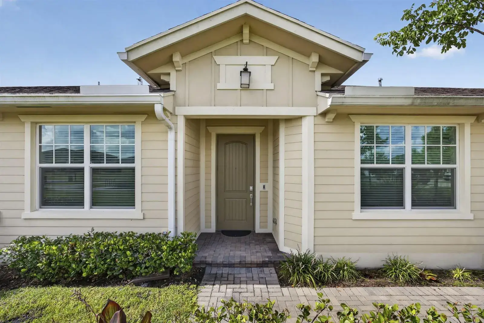 3 bedroom 2 bath Residential for sale at 1332 Haywagon Trail, Loxahatchee FL 33470