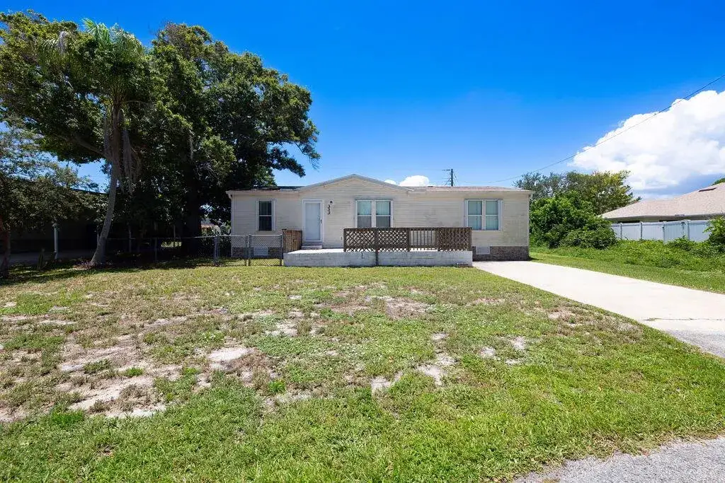 2 bedroom 2 bath Residential for sale at 333 KING Street, Sebastian FL 32958