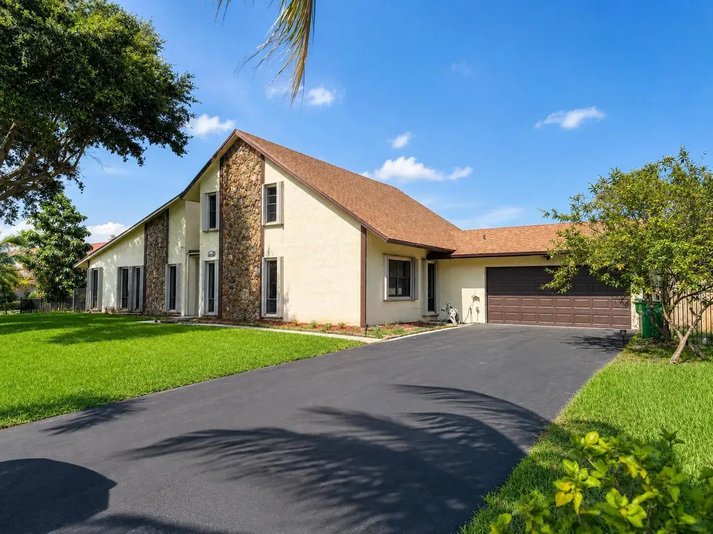 1640 SW 120TH Terrace, Davie FL 33325