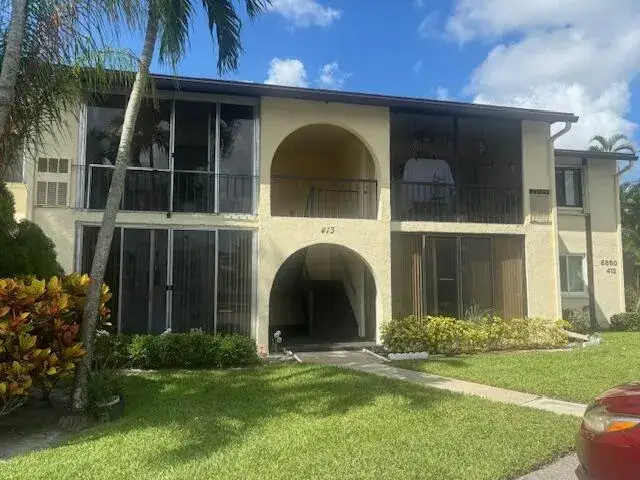 2 bedroom 1 bath Residential Lease for rent at 5860 WHISPERING PINE Way # 2, FL 33463