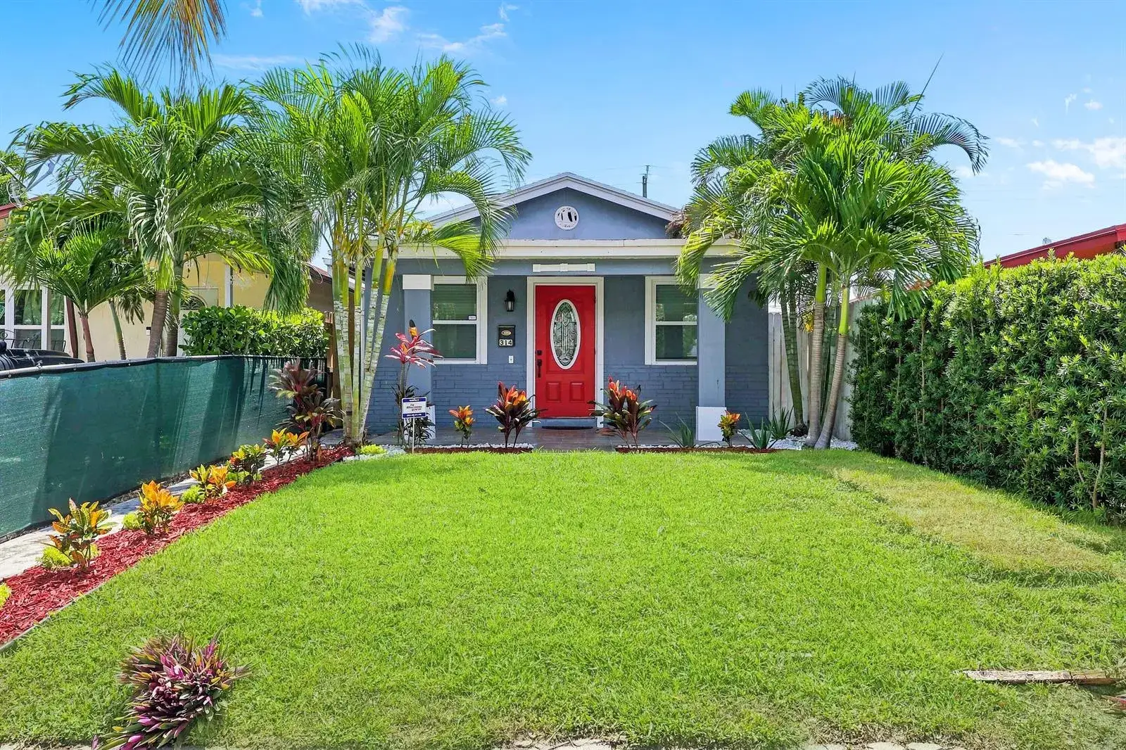 3 bedroom 2 bath Residential for sale at 314 S F Street, FL 33460