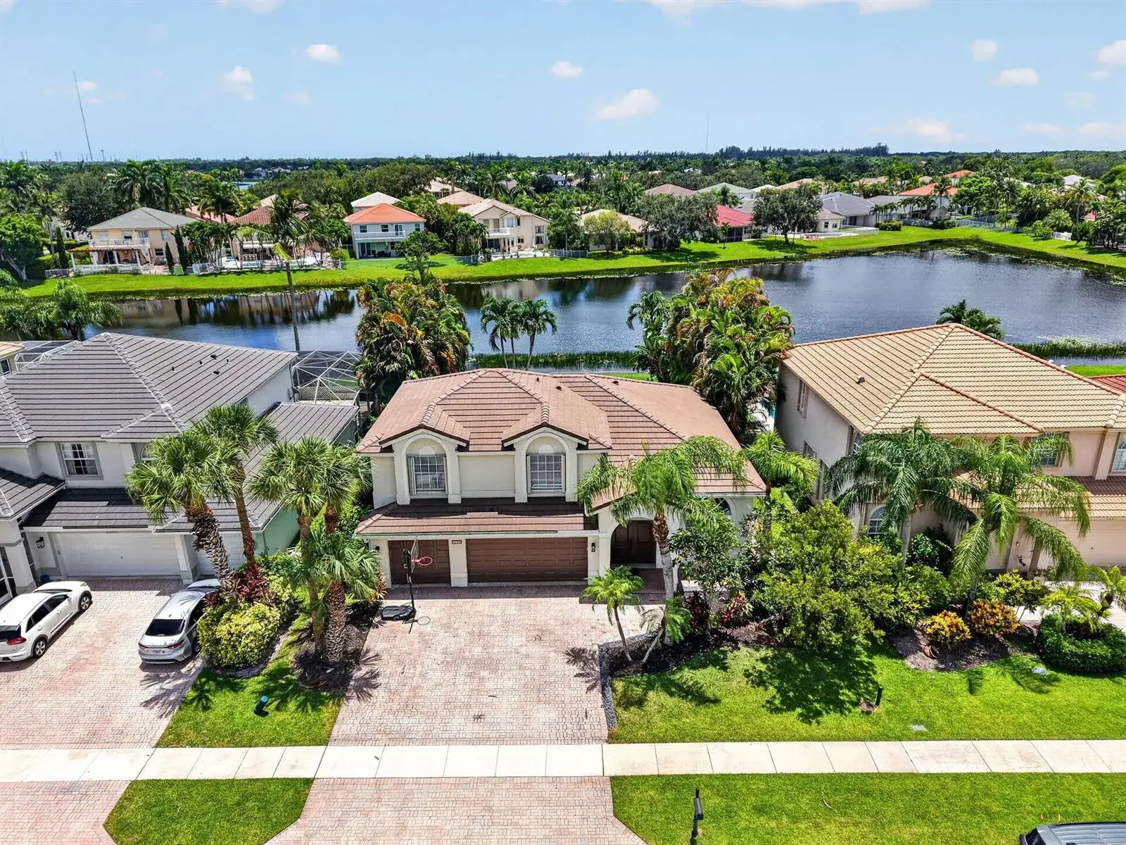 5 bedroom 3 bath Residential Lease for rent at 4085 BAHIA ISLE Circle, Wellington FL 33449