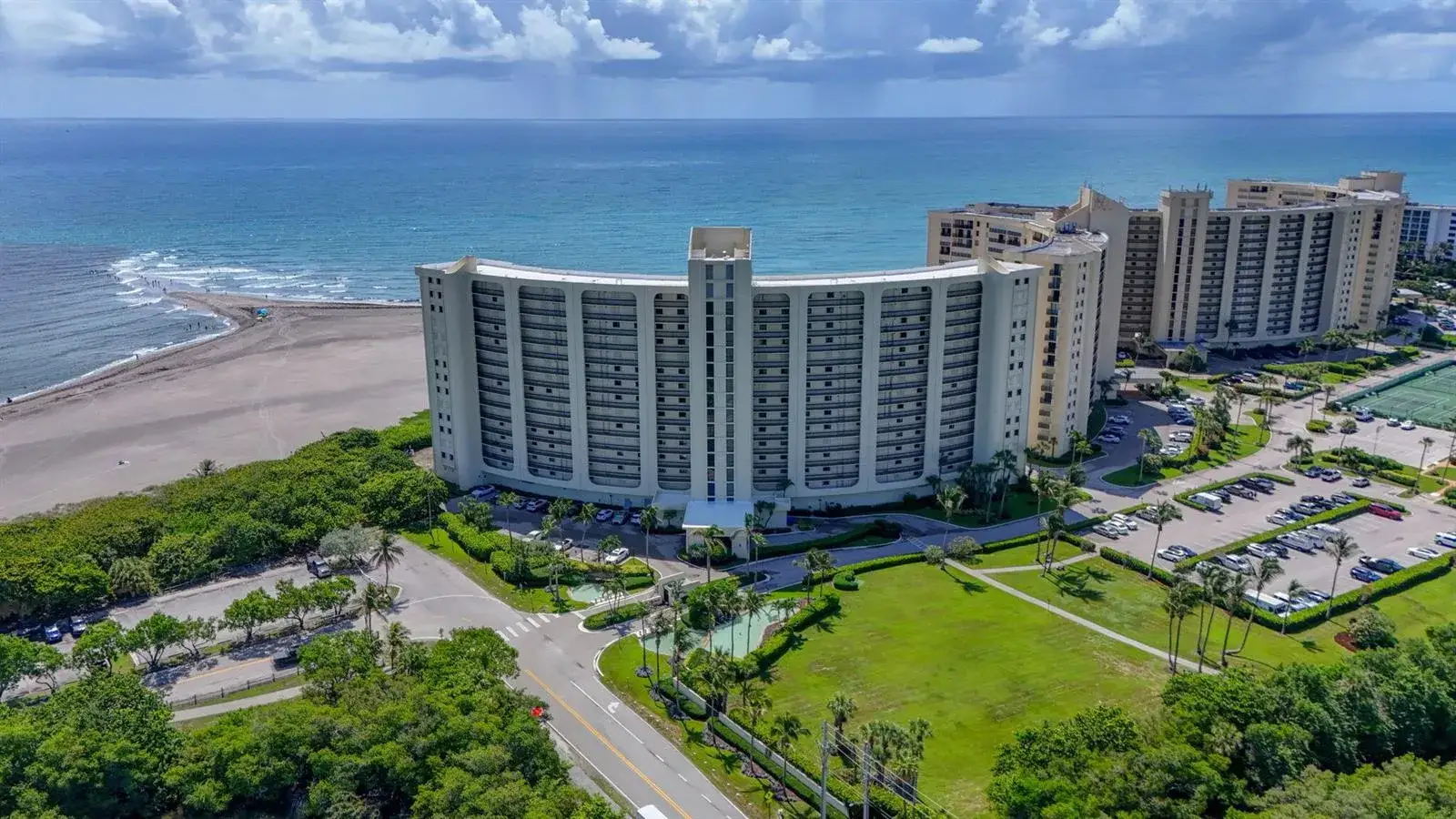 2 bedroom 2 bath Residential for sale at 400 Ocean Trail Way # 408, Jupiter FL 33477