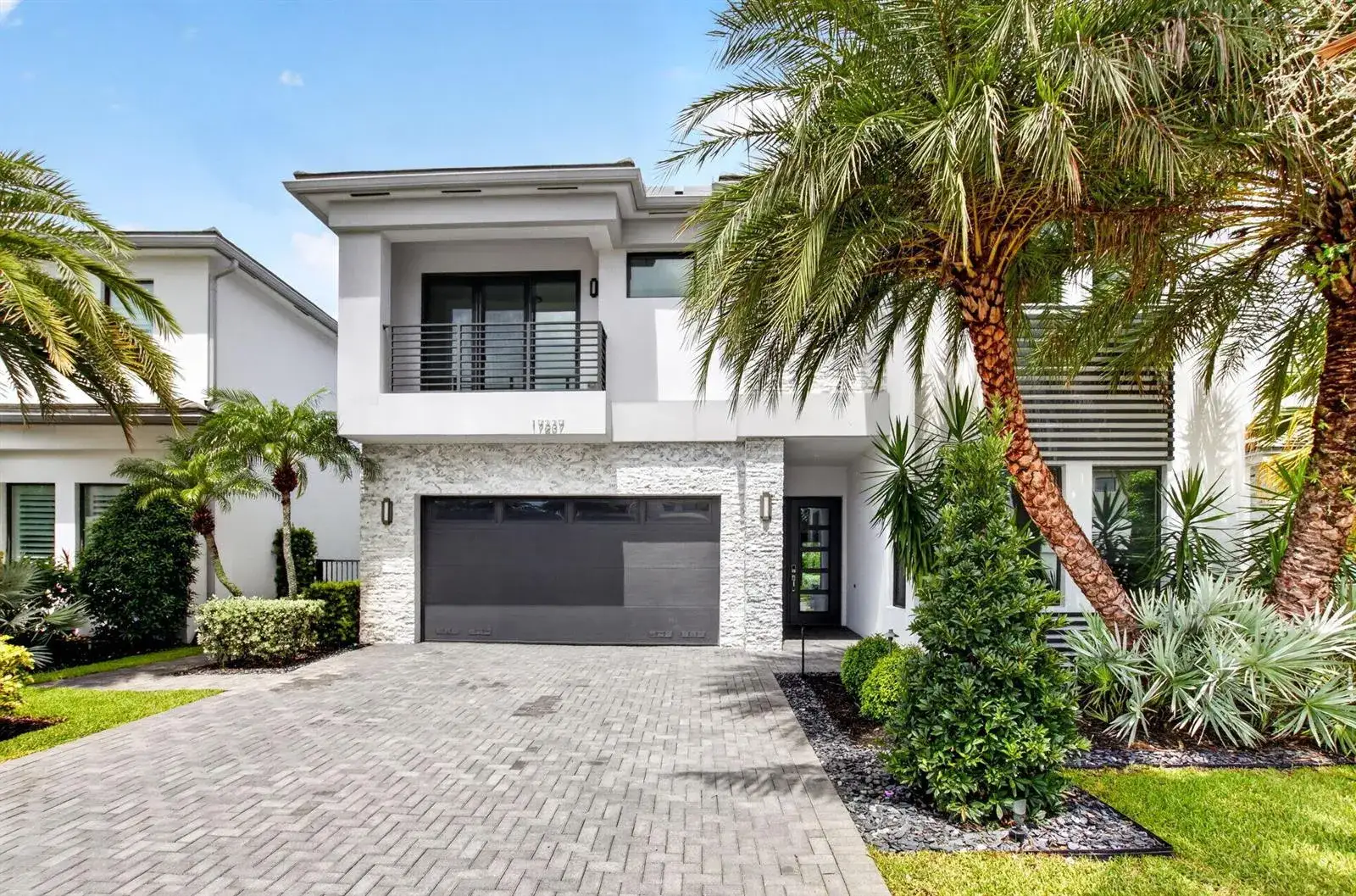 4 bedroom 4 bath Residential for sale at 17237 Windy Pointe Lane, Boca Raton FL 33496