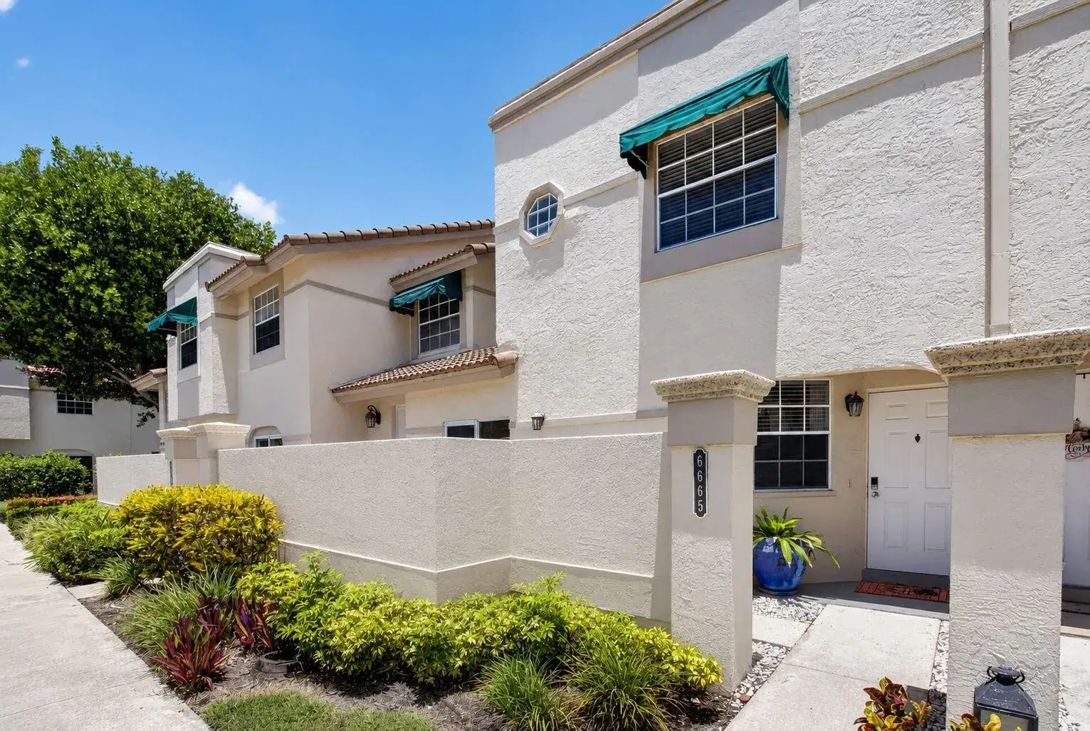 2 bedroom 2 bath Residential Lease for rent at 6665 VIA REGINA, Boca Raton FL 33433