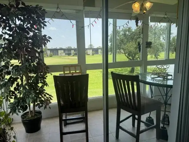 2 bedroom 2 bath Residential for sale at 989 Normandy U Trail, Delray Beach FL 33484