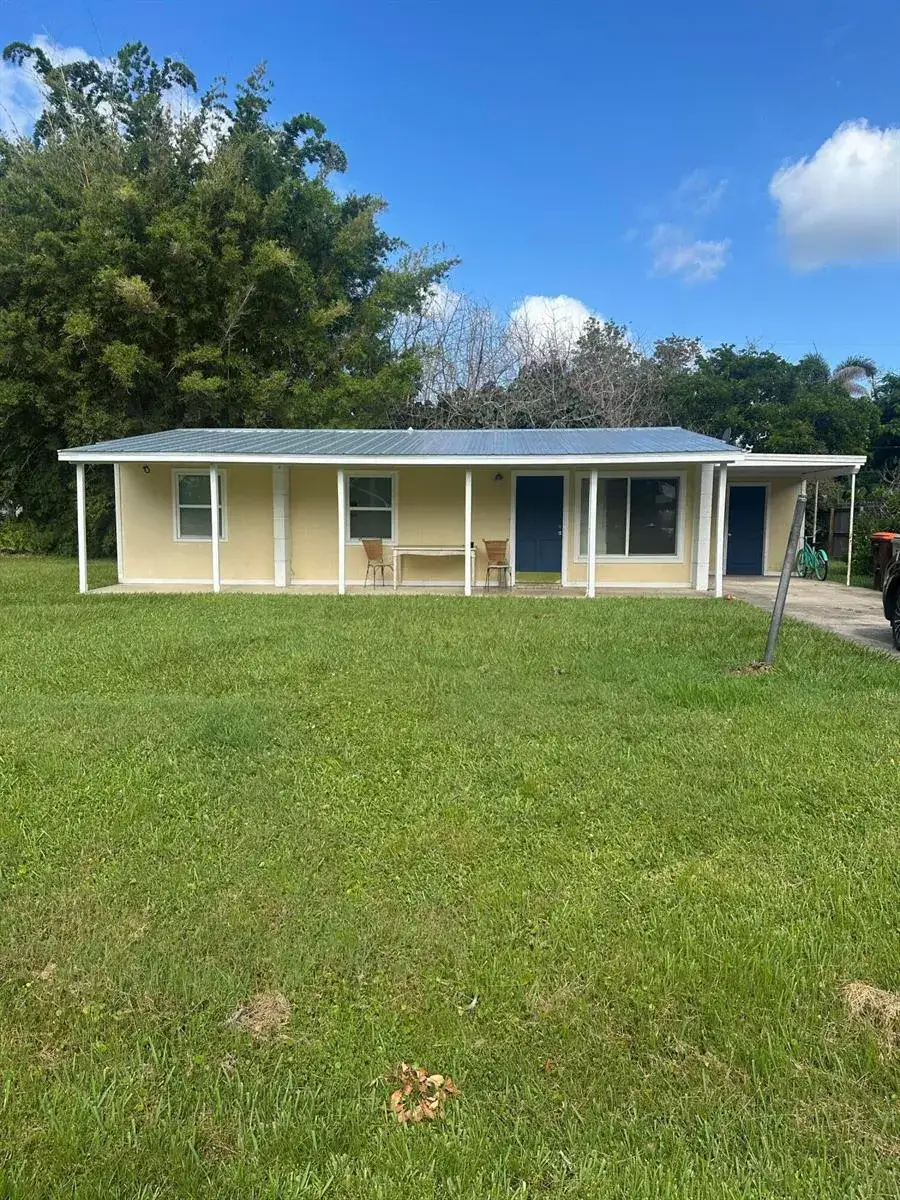 3 bedroom 1 bath Residential for sale at 1571 4TH Court, Vero Beach FL 32960