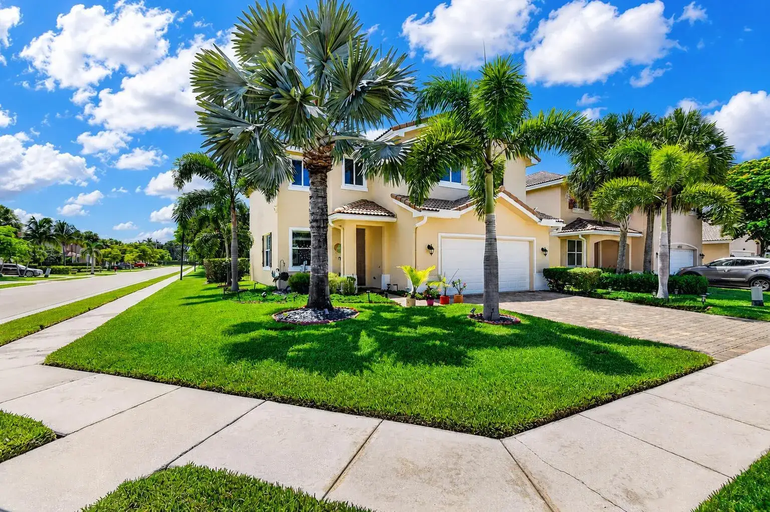 4 bedroom 2 bath Residential for sale at 5652 Caranday Palm Drive, FL 33463