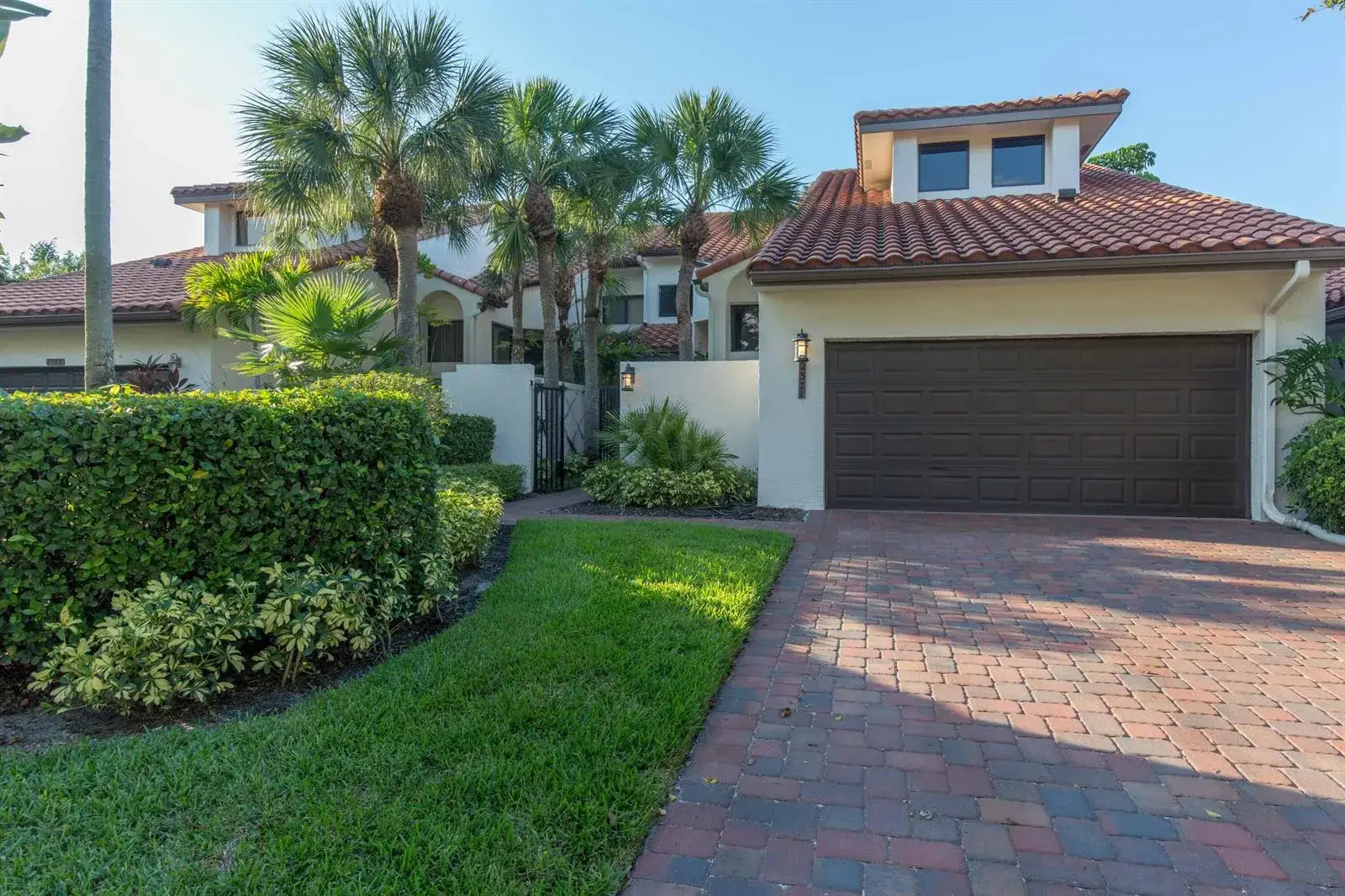 4 bedroom 4 bath Residential Lease for rent at 2371 WINDSOR WAY Court, Wellington FL 33414