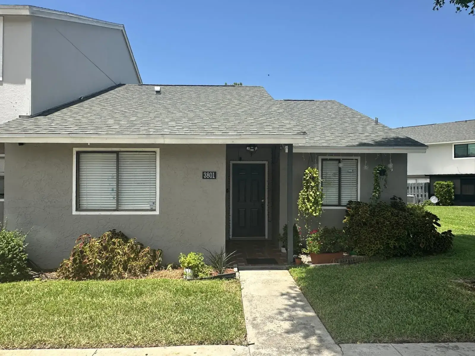 2 bedroom 2 bath Residential Lease for rent at 3801 INLET Circle, FL 33463