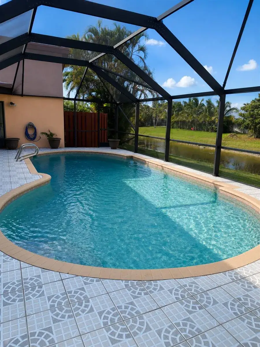 3 bedroom 2 bath Residential for sale at 21082 Rustlewood Avenue, Boca Raton FL 33428