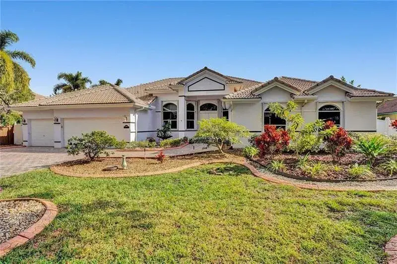 5 bedroom 4 bath Residential for sale at 2030 SW 62nd Avenue, Plantation FL 33317