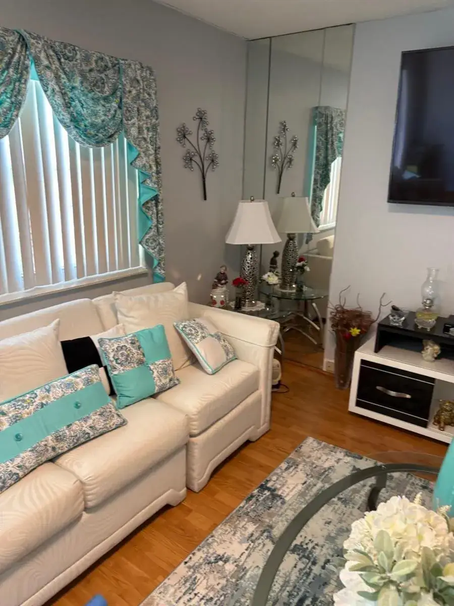 1 bedroom 1 bath Residential Lease for rent at 275 MONACO F, Delray Beach FL 33446