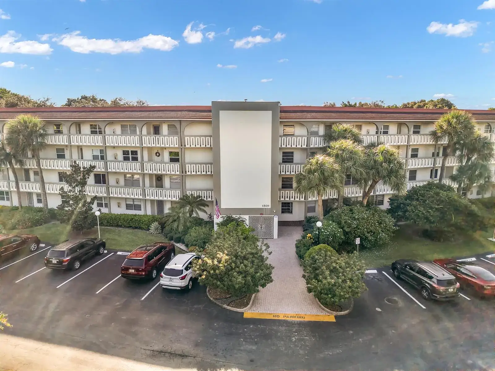 2 bedroom 2 bath Residential for sale at 1501 Cayman Way # 1, Coconut Creek FL 33066